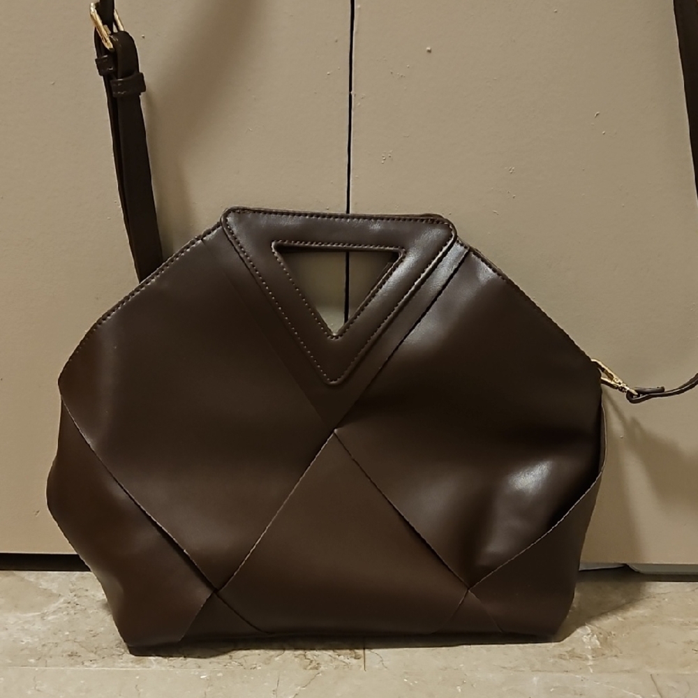 Elegant Brown Leather Women's Bag